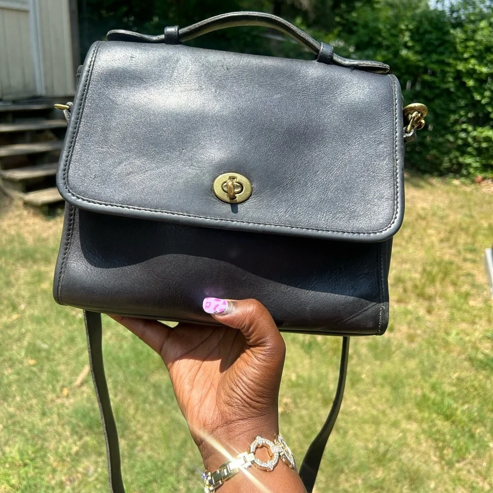 🚨SOLD🚨 Vintage Coach 1994 Black Court Top Handle Leather Crossbody Bag - Picture 1 of 6